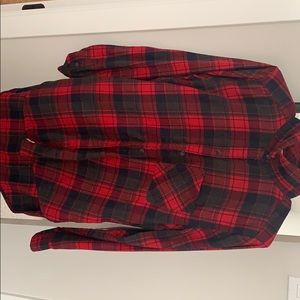 AE women’s flannel
